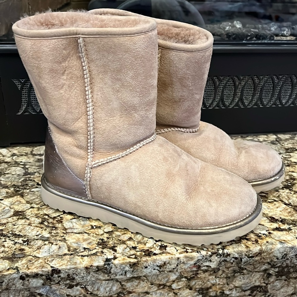 Ugg DELUXE CLASSIC MINI UGG TAN BOOTS SAND 8
